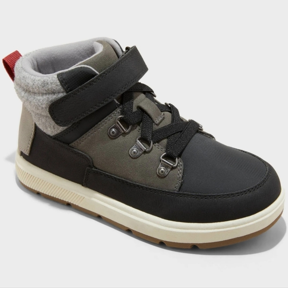 Men's Black and Gray Casual Shoes
